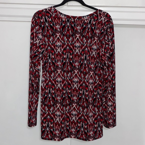 Karen Kane Red and Black Long Sleeve Top - Picture 4 of 4